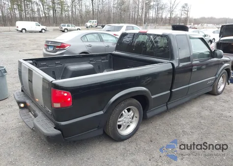 2001 Chevrolet S-10 Ls from USA, damaged, VIN 1GCCS195718135877